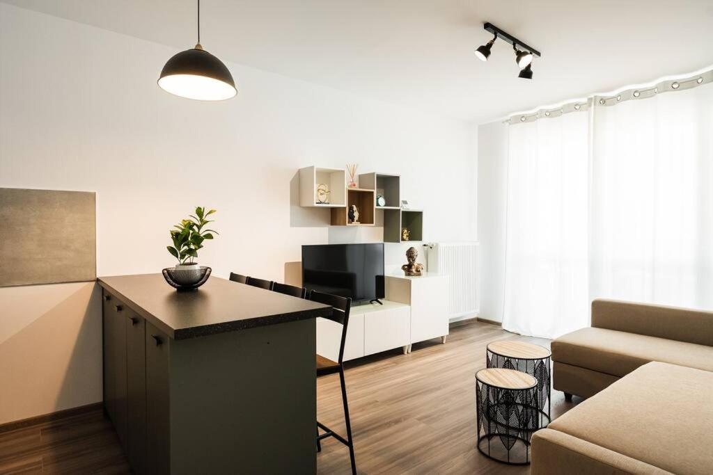 Apartbnb Twins 14B Brasov Exterior photo
